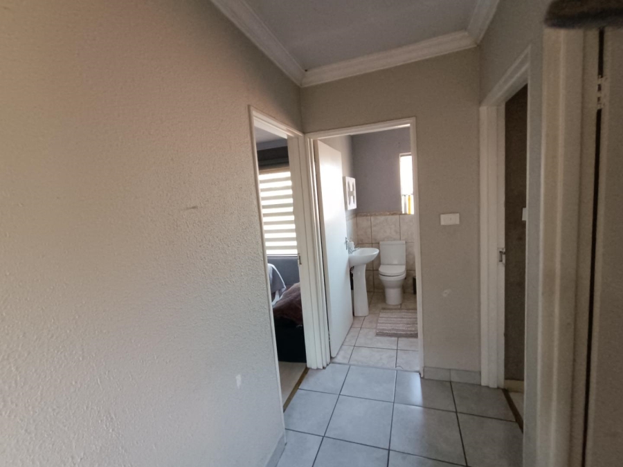 3 Bedroom Property for Sale in Heuwelsig Estate Gauteng