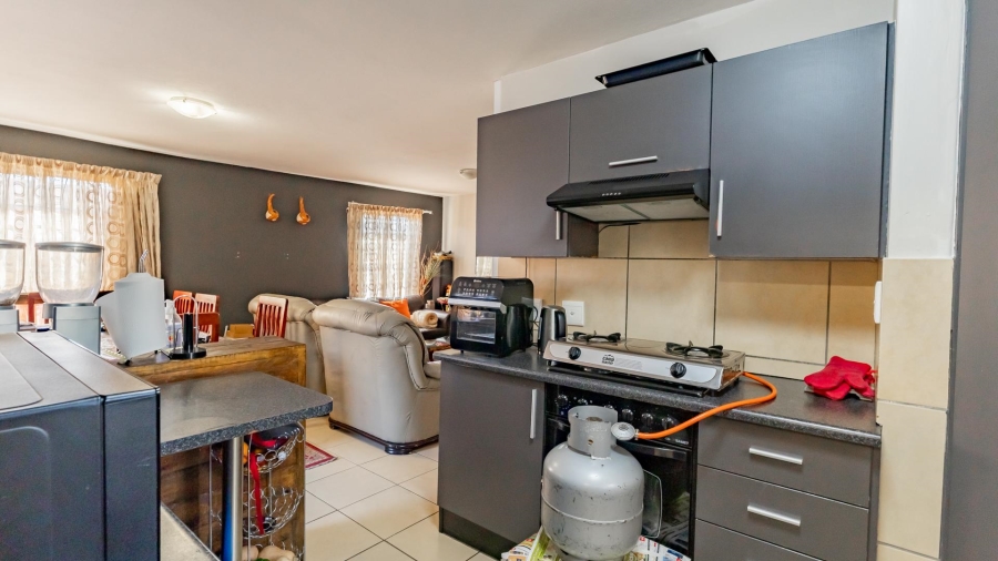 2 Bedroom Property for Sale in Silver Willows Estate Gauteng