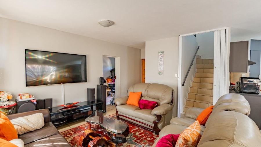 2 Bedroom Property for Sale in Silver Willows Estate Gauteng