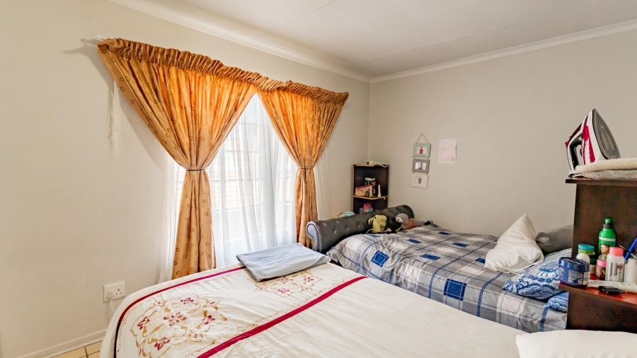 2 Bedroom Property for Sale in Silver Willows Estate Gauteng