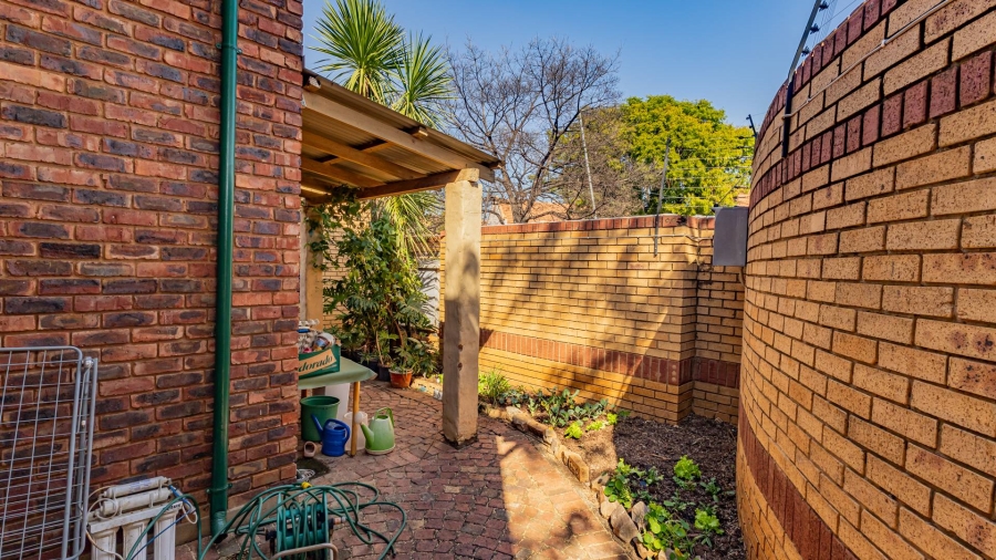 2 Bedroom Property for Sale in Silver Willows Estate Gauteng