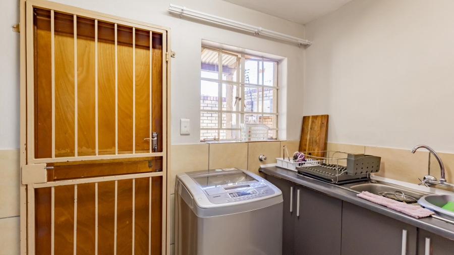 2 Bedroom Property for Sale in Silver Willows Estate Gauteng