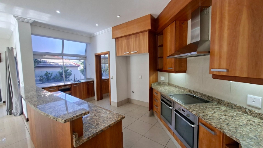 To Let 3 Bedroom Property for Rent in Morningside Gauteng