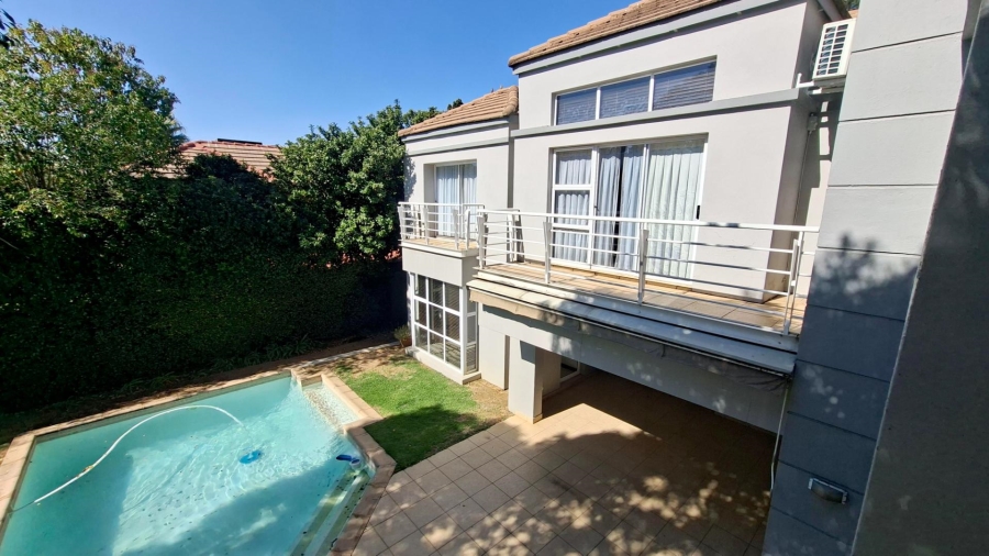 To Let 3 Bedroom Property for Rent in Morningside Gauteng