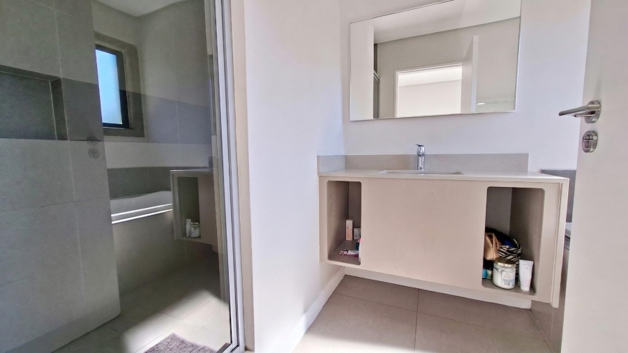 To Let 2 Bedroom Property for Rent in Parkmore Gauteng