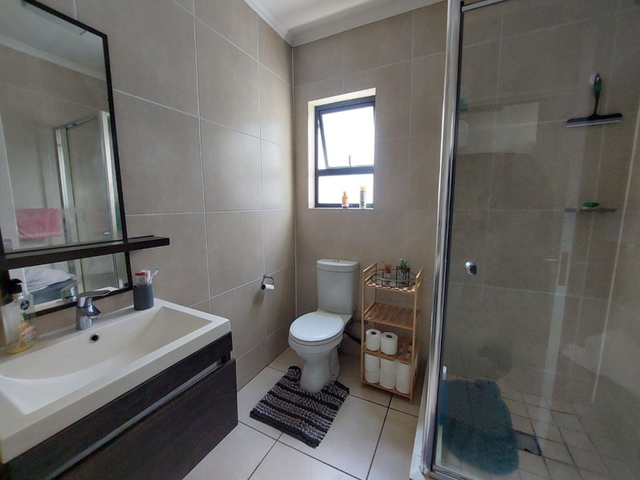 To Let 1 Bedroom Property for Rent in Olivedale Gauteng
