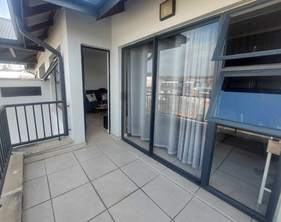 To Let 1 Bedroom Property for Rent in Olivedale Gauteng
