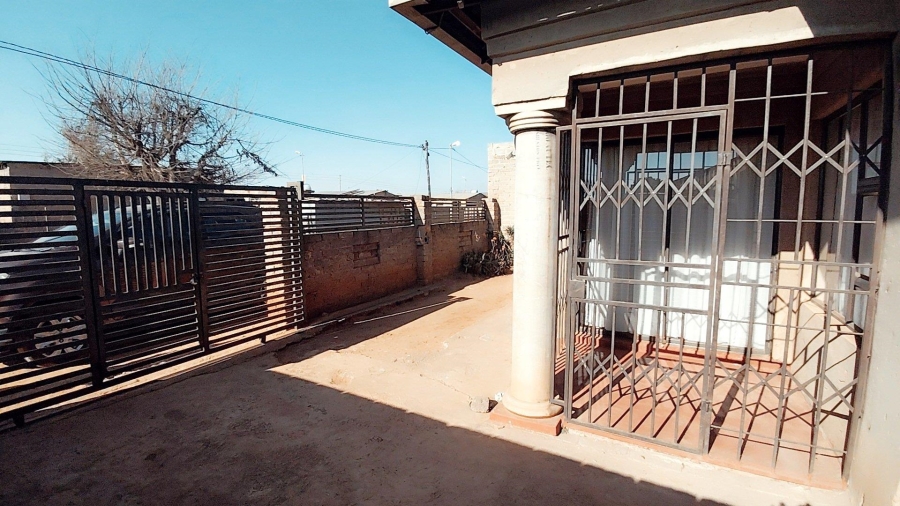 2 Bedroom Property for Sale in Stretford Gauteng