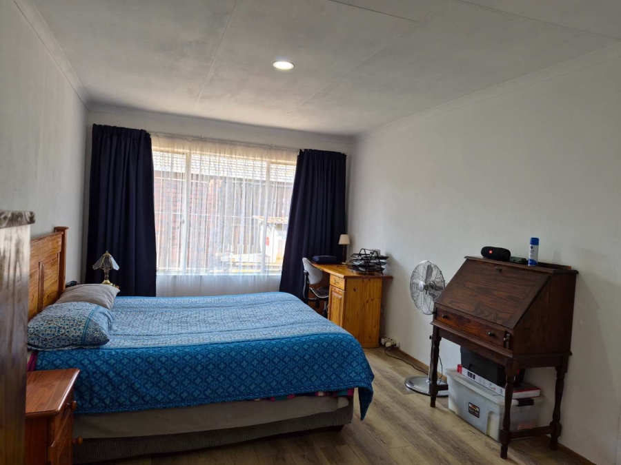 2 Bedroom Property for Sale in Krugersdorp North Gauteng