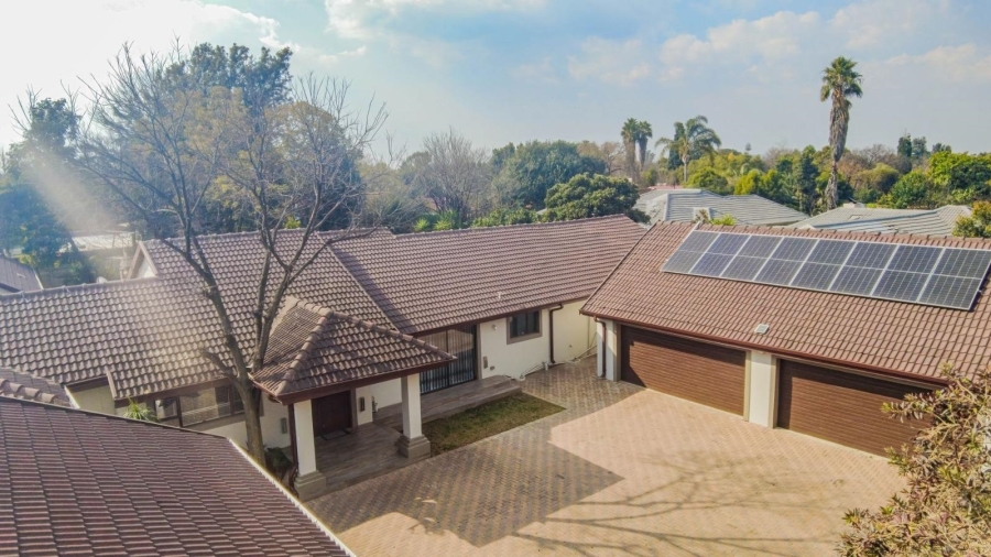 7 Bedroom Property for Sale in Brackenhurst Gauteng