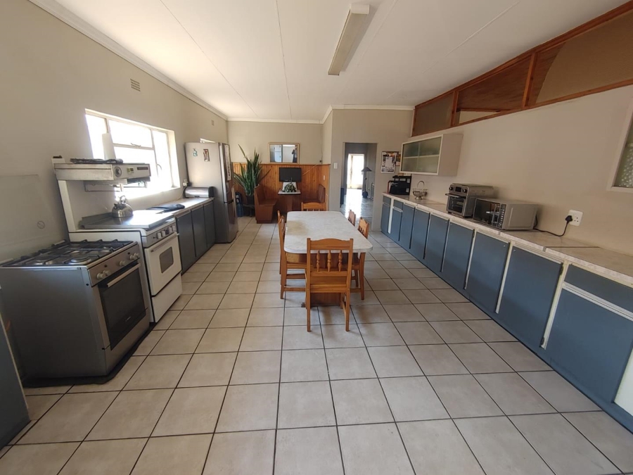 4 Bedroom Property for Sale in Buyscelia Gauteng
