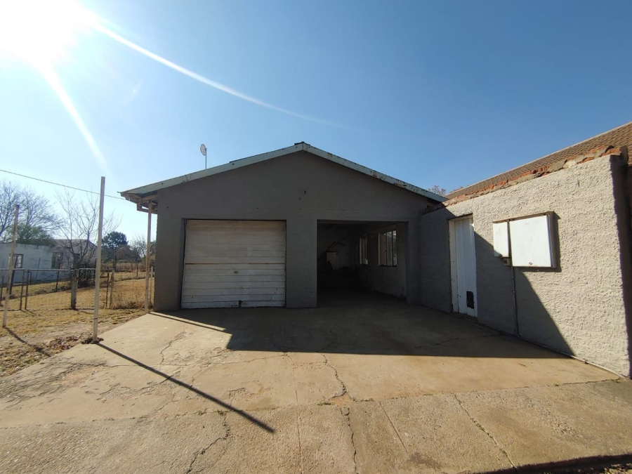 4 Bedroom Property for Sale in Buyscelia Gauteng