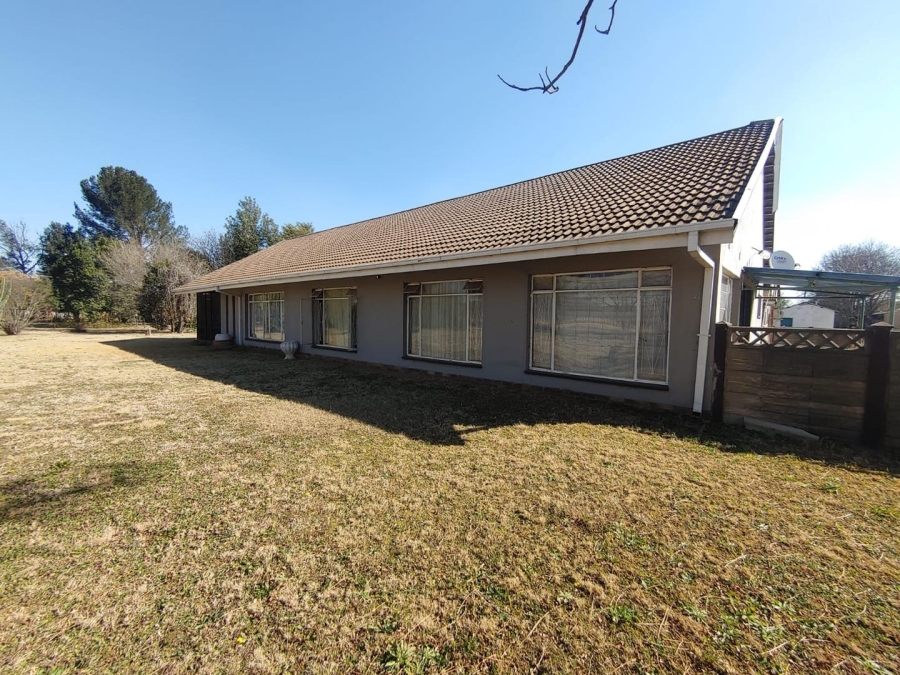 4 Bedroom Property for Sale in Buyscelia Gauteng