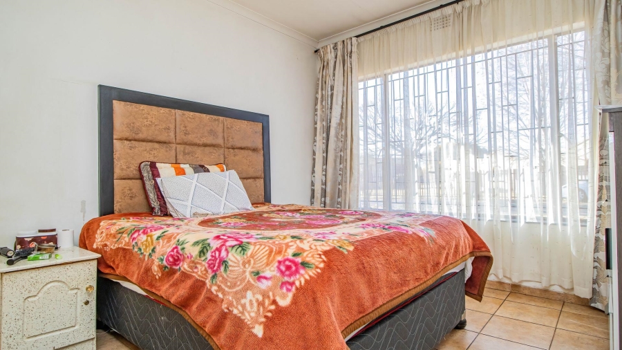 3 Bedroom Property for Sale in Bakerton Gauteng