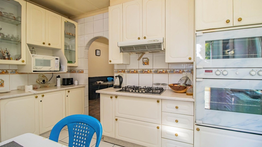 3 Bedroom Property for Sale in Bakerton Gauteng