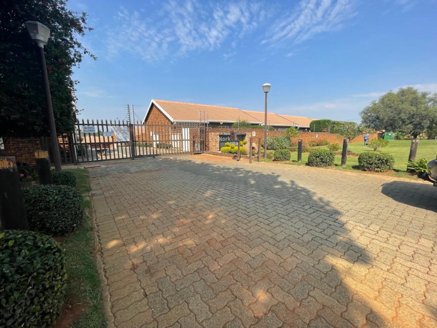 2 Bedroom Property for Sale in Norkem Park Gauteng