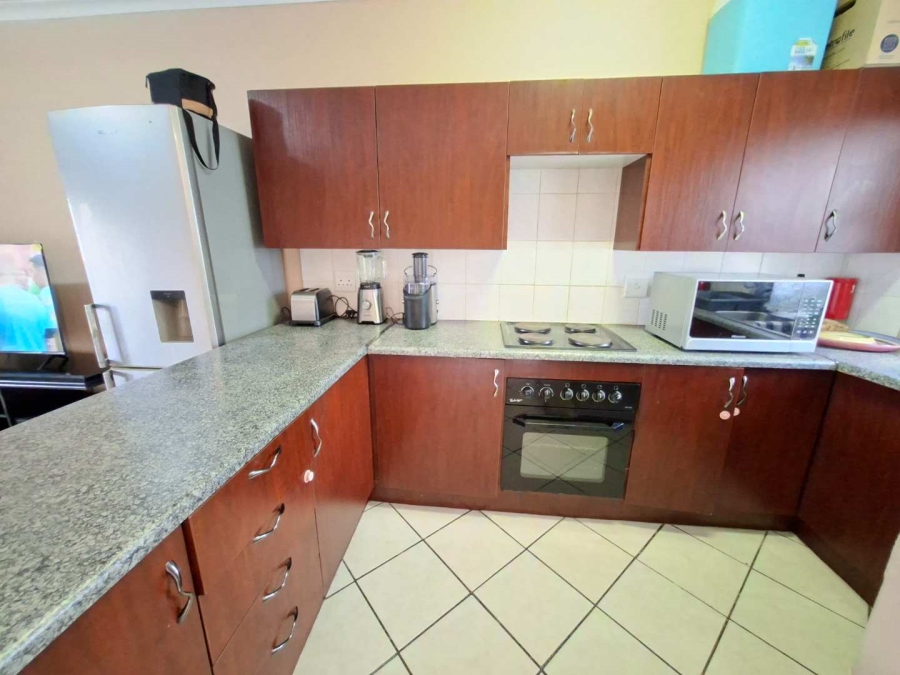 To Let 2 Bedroom Property for Rent in Honeydew Gauteng