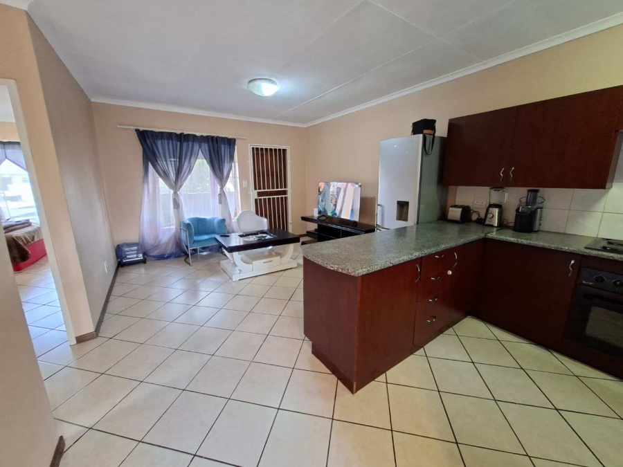 To Let 2 Bedroom Property for Rent in Honeydew Gauteng