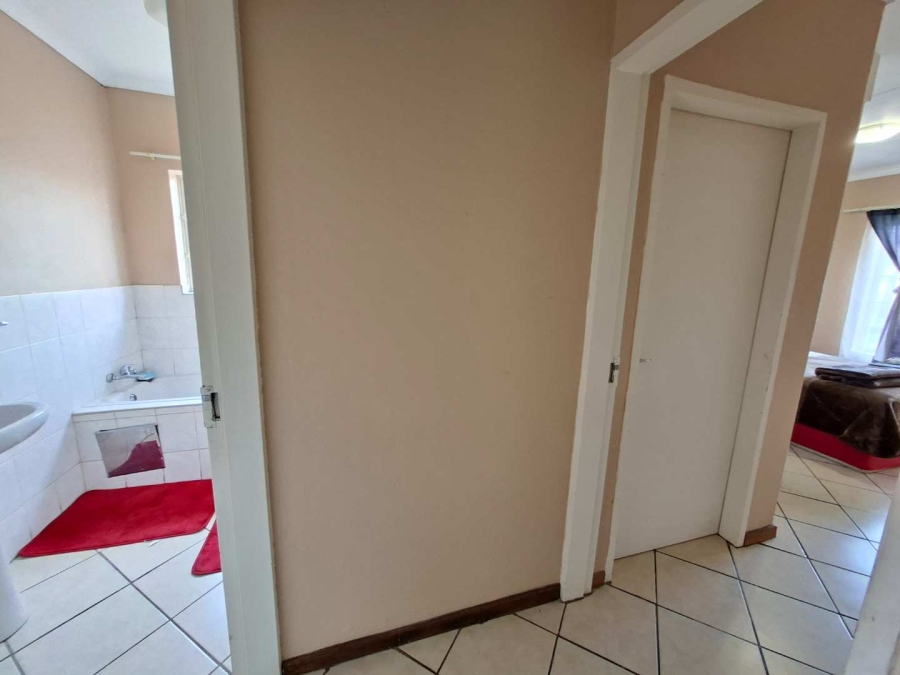 To Let 2 Bedroom Property for Rent in Honeydew Gauteng