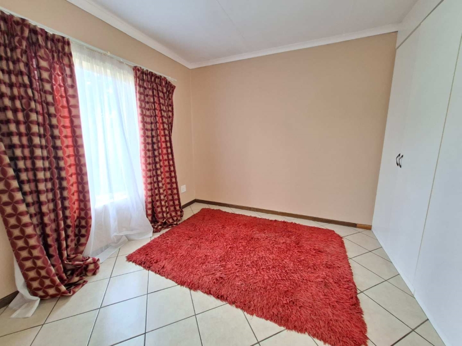 To Let 2 Bedroom Property for Rent in Honeydew Gauteng