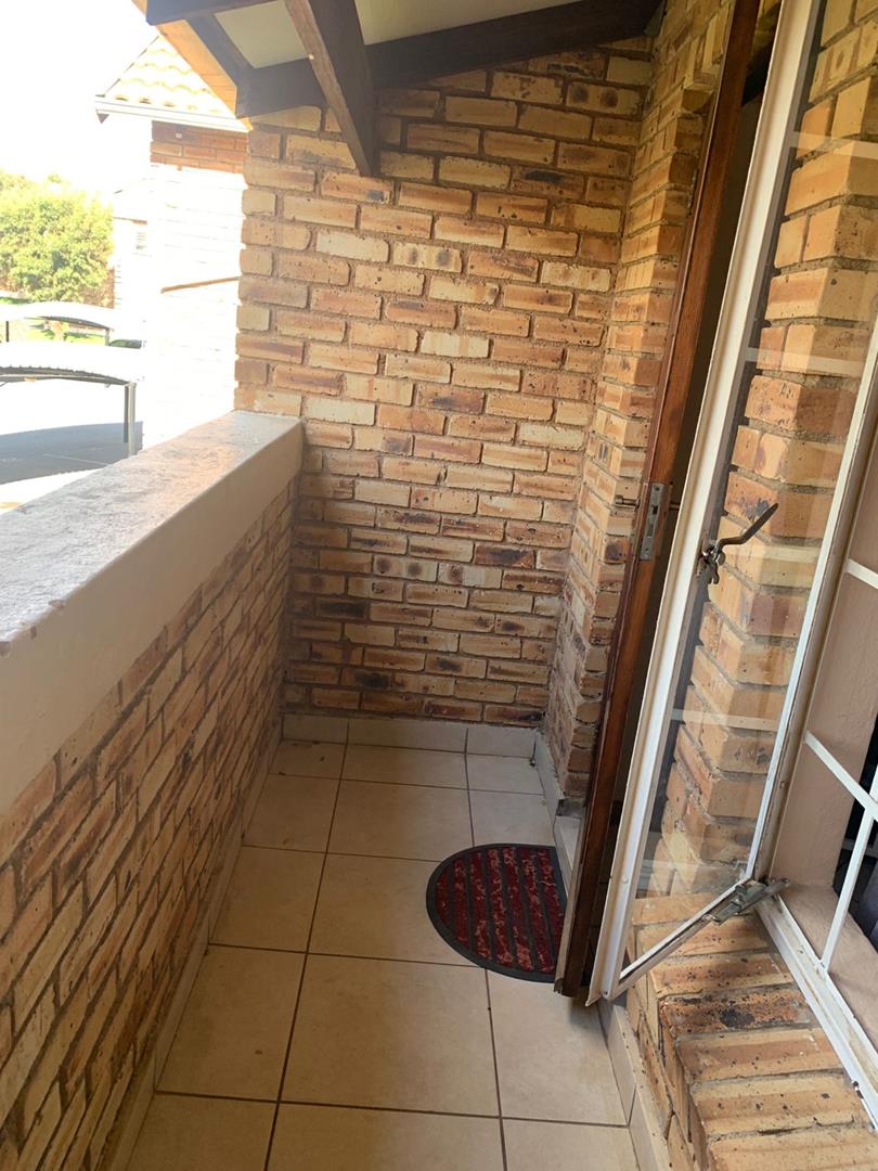 To Let 2 Bedroom Property for Rent in Honeydew Gauteng