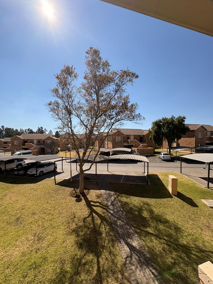 To Let 2 Bedroom Property for Rent in Honeydew Gauteng