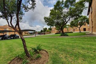 To Let 2 Bedroom Property for Rent in Honeydew Gauteng