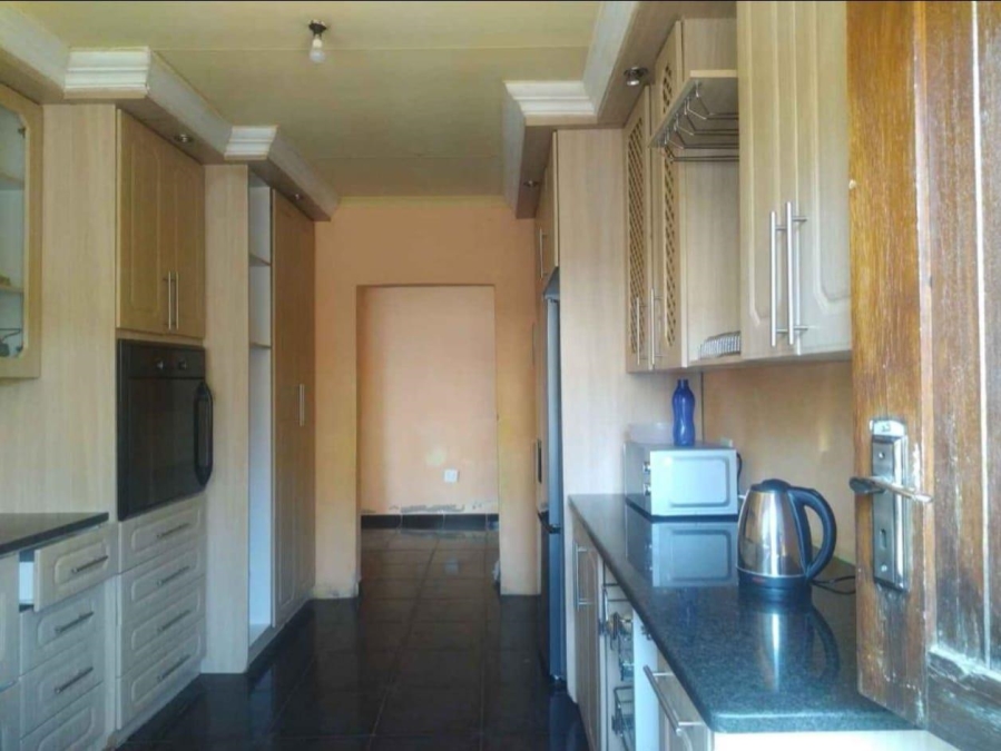 3 Bedroom Property for Sale in Soshanguve HH Gauteng
