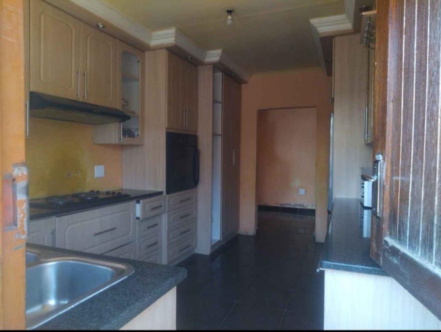 3 Bedroom Property for Sale in Soshanguve HH Gauteng