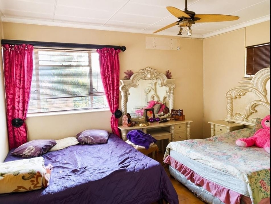 3 Bedroom Property for Sale in Kwaggasrand Gauteng