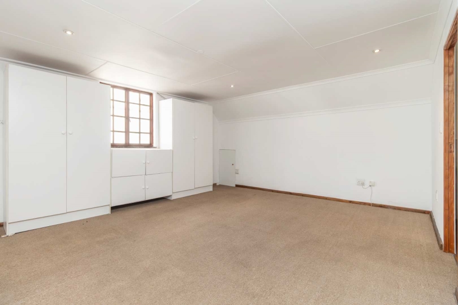 2 Bedroom Property for Sale in Barbeque Downs Gauteng