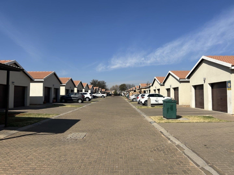 3 Bedroom Property for Sale in Brentwood Park Gauteng