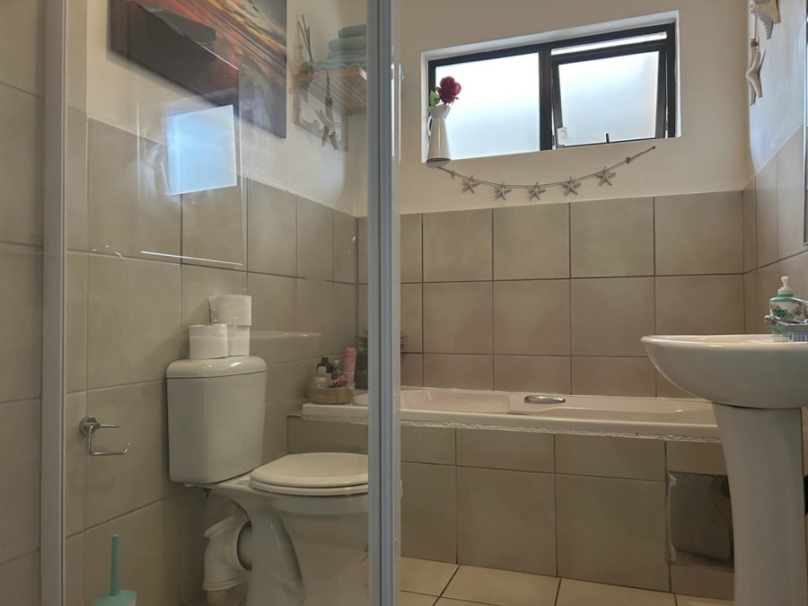 3 Bedroom Property for Sale in Brentwood Park Gauteng