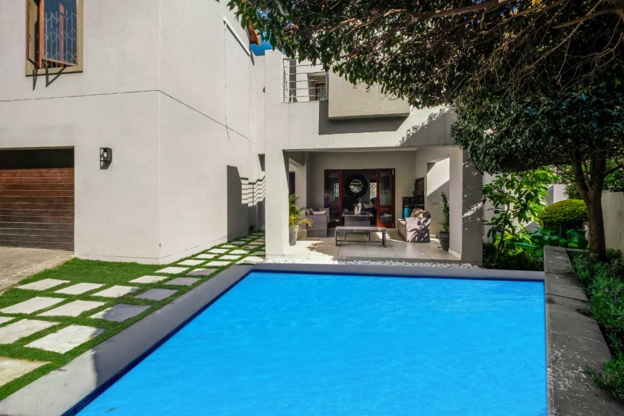 4 Bedroom Property for Sale in Broadacres Gauteng