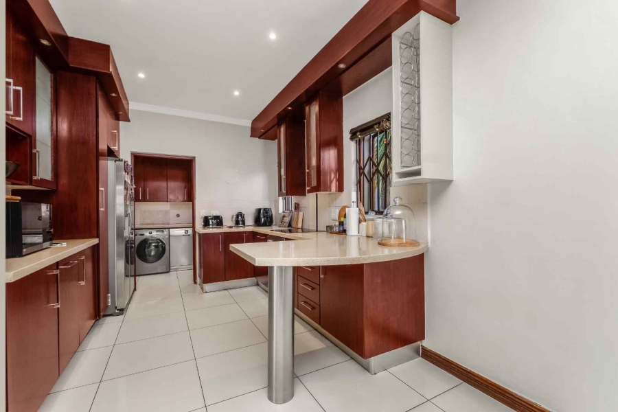 4 Bedroom Property for Sale in Broadacres Gauteng