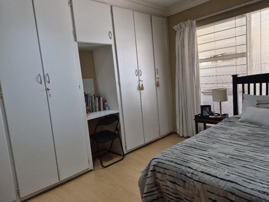 3 Bedroom Property for Sale in Beyerspark Gauteng