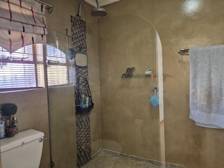 3 Bedroom Property for Sale in Beyerspark Gauteng