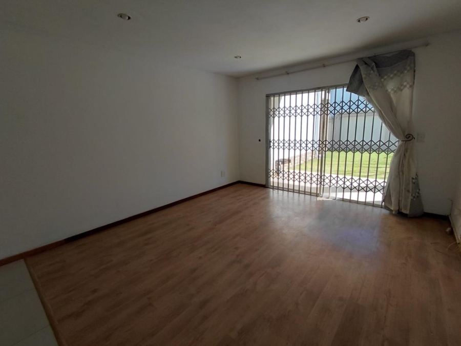 2 Bedroom Property for Sale in Craigavon Gauteng