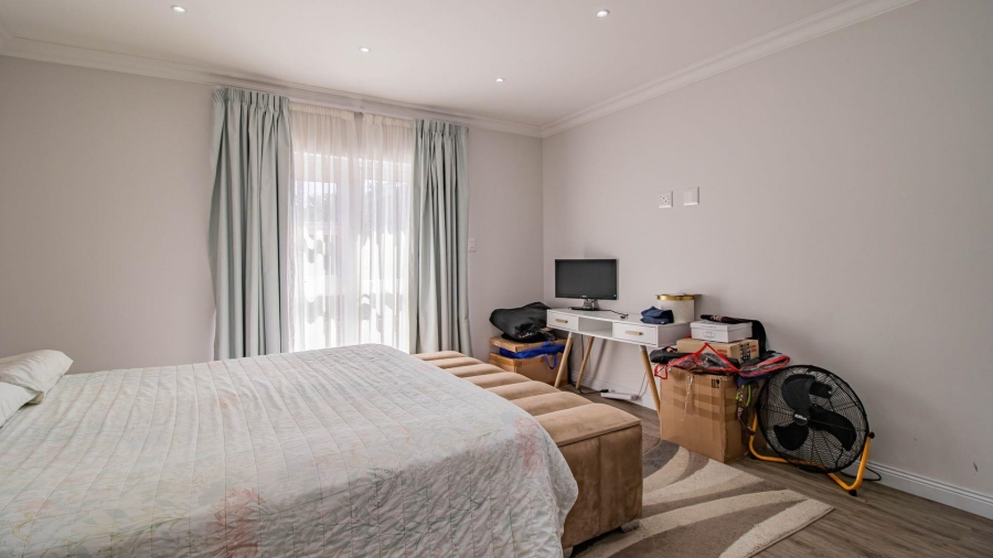 To Let 4 Bedroom Property for Rent in Craigavon Gauteng