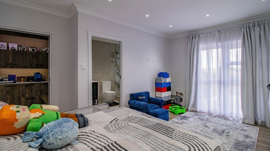 To Let 4 Bedroom Property for Rent in Craigavon Gauteng