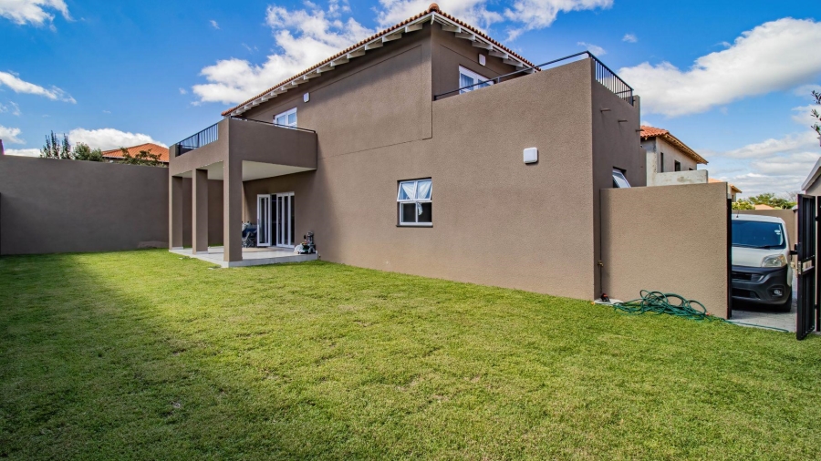 To Let 4 Bedroom Property for Rent in Craigavon Gauteng
