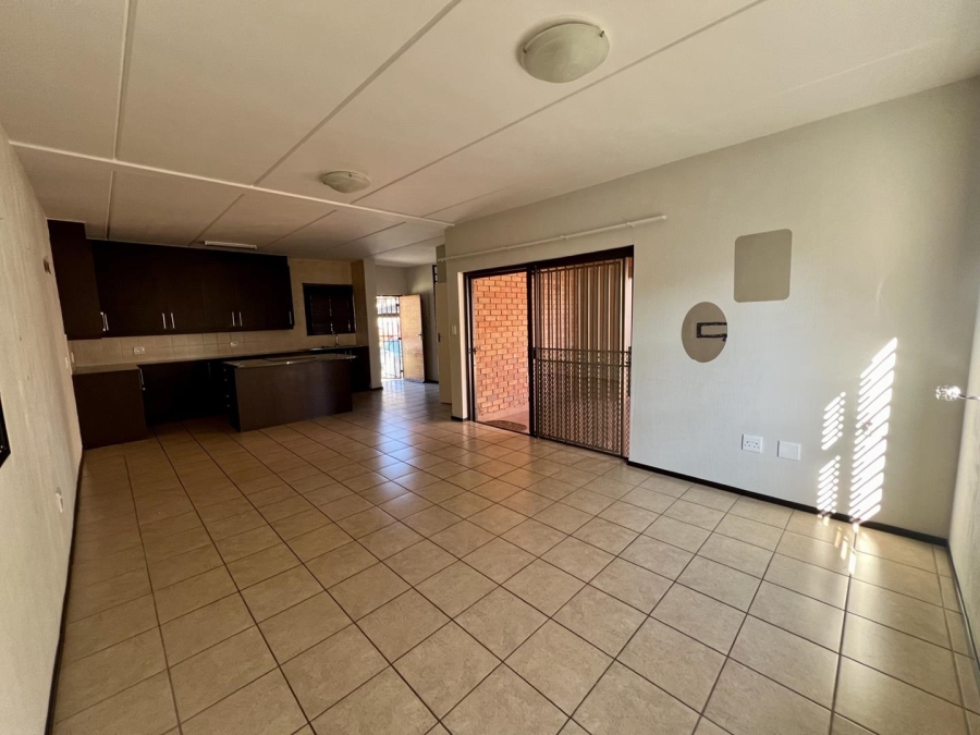 3 Bedroom Property for Sale in Helderkruin Gauteng
