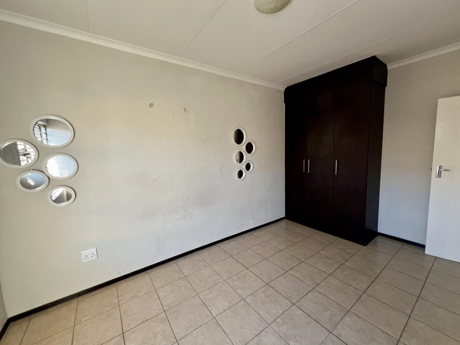 3 Bedroom Property for Sale in Helderkruin Gauteng