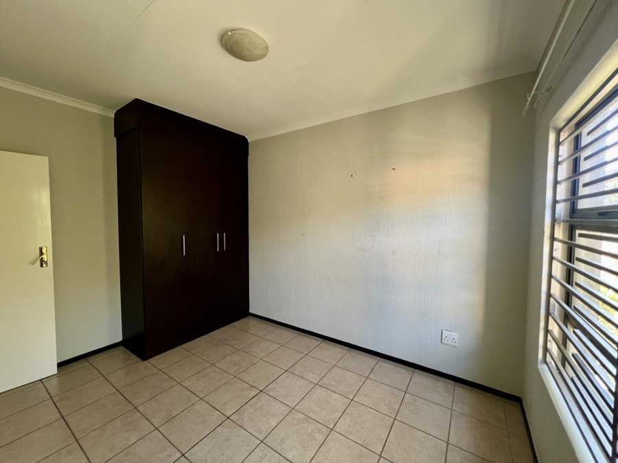 3 Bedroom Property for Sale in Helderkruin Gauteng