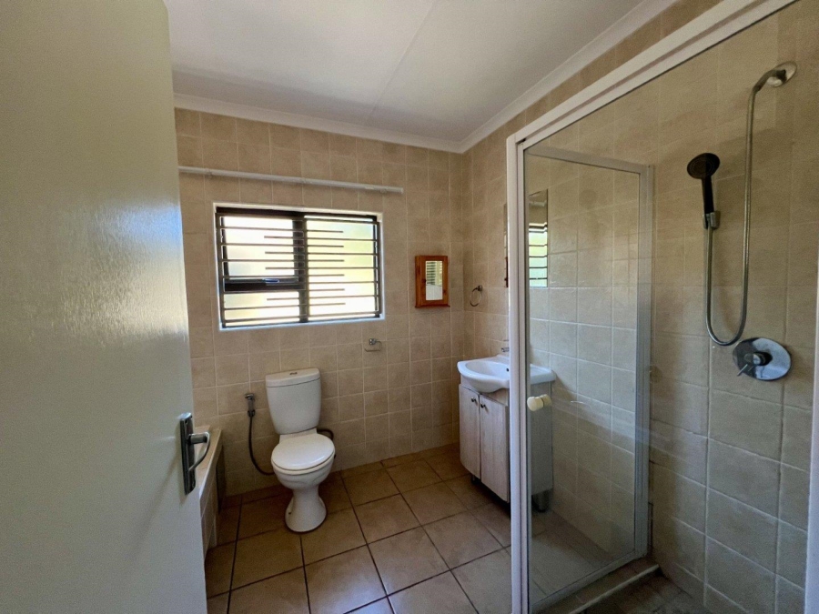 3 Bedroom Property for Sale in Helderkruin Gauteng
