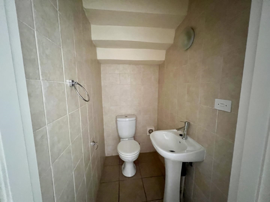 3 Bedroom Property for Sale in Helderkruin Gauteng
