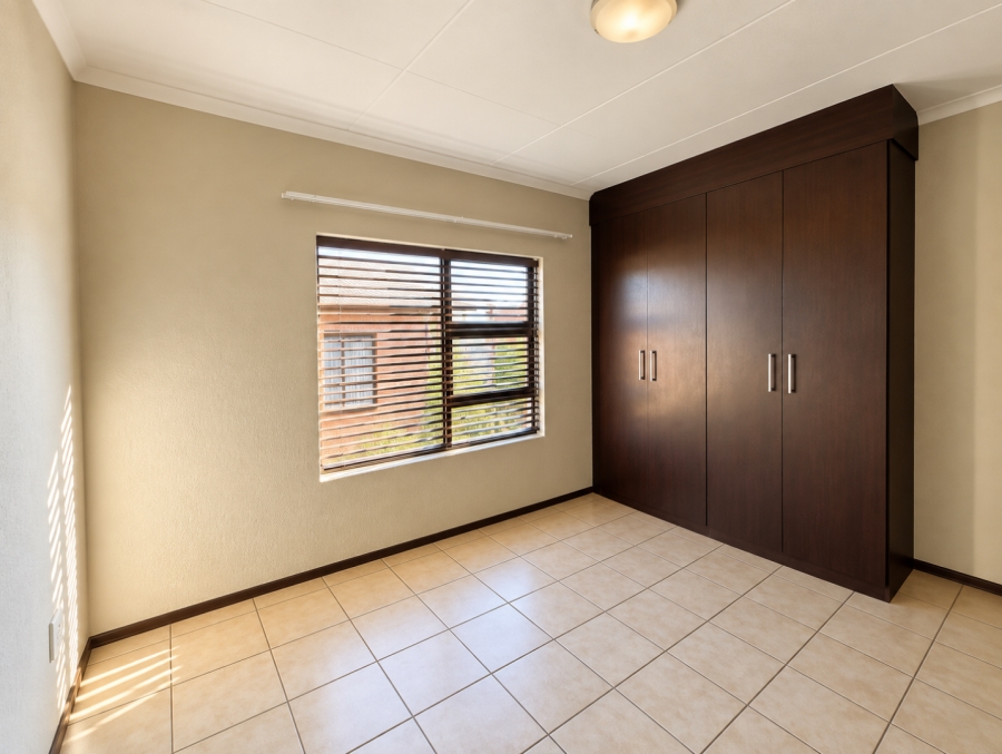 3 Bedroom Property for Sale in Helderkruin Gauteng