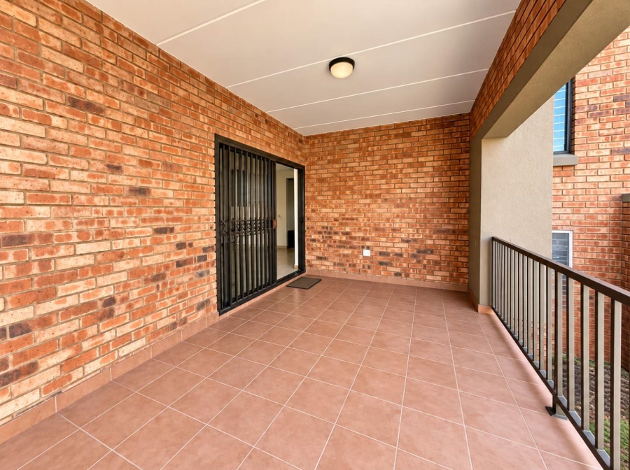 3 Bedroom Property for Sale in Helderkruin Gauteng