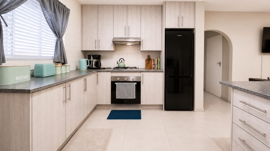 2 Bedroom Property for Sale in Brackenhurst Gauteng