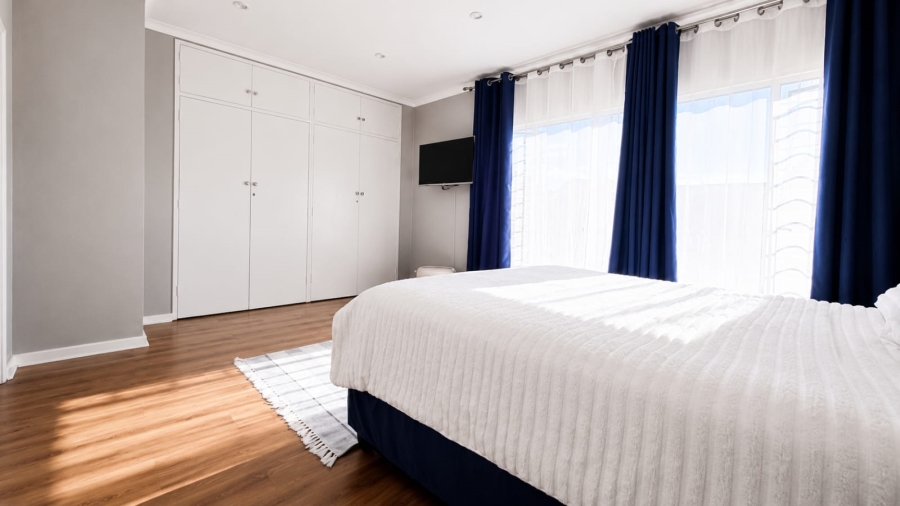 2 Bedroom Property for Sale in Brackenhurst Gauteng